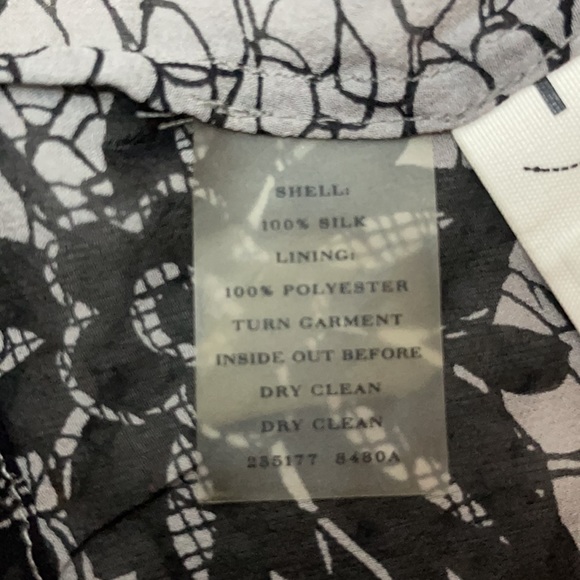 Ann Taylor Petite Floral 100% Silk Ruffle Gray Black Blouse SP - Picture 8 of 8